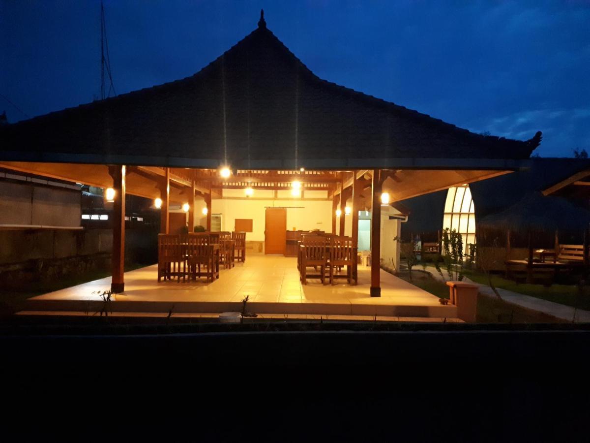 Coco Bale Hotel Gili Meno Buitenkant foto